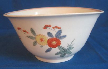 Allemagne Meissen
Bol rond à décor kakiemon...