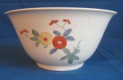 Allemagne Meissen
Bol rond à décor kakiemon...