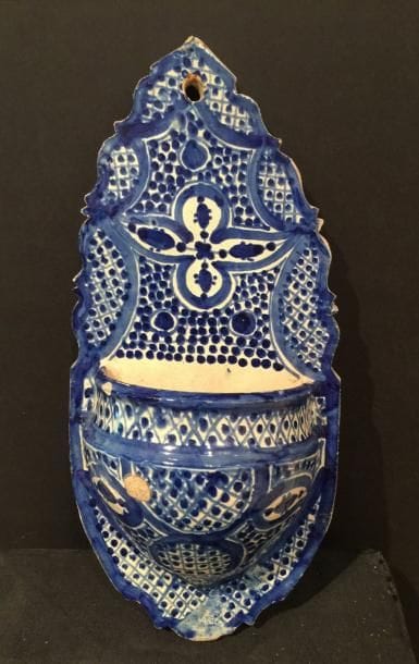 Porte-savon en faïenceà décor en bleu et...