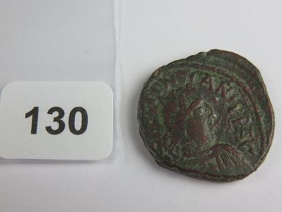 Monnaie - Empire byzantin - Follis de Justinien...