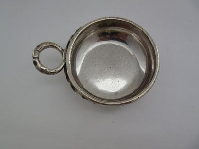 Tastevin en argent. Modèle uni, circulaire...