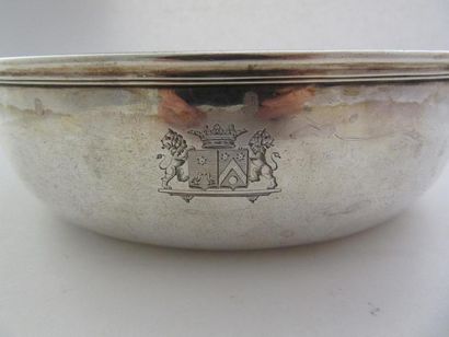 Plat ou intérieur en argent. Modèle circulaire...