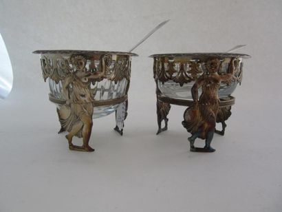 Paire de salerons en argent, intérieur en...
