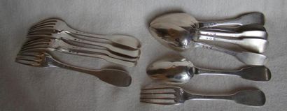 Série de six couverts de table en argent....