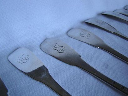 Ensemble formant six couverts de table en...