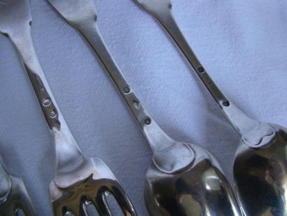 Ensemble formant six couverts de table en...