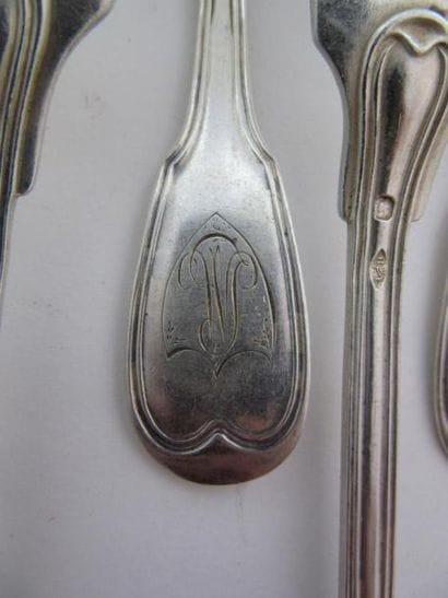Série de six couverts à entremets en argent....
