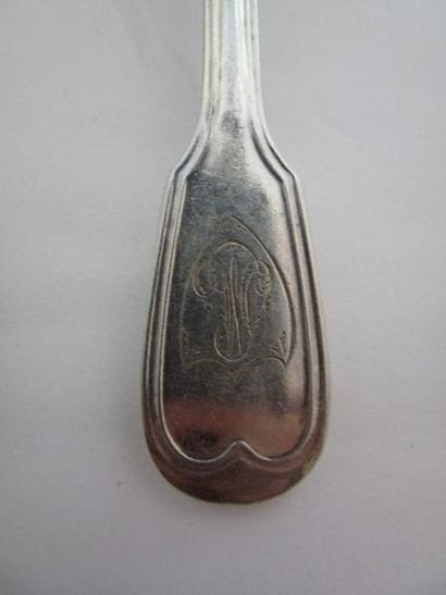 Série de six couverts à entremets en argent....