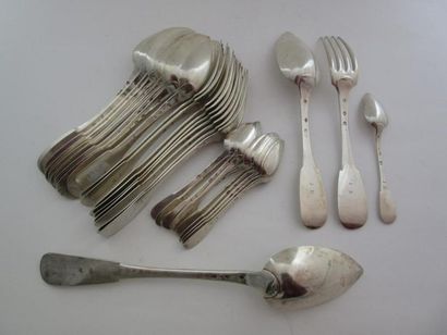 Série de dix couverts de table, dix petites...