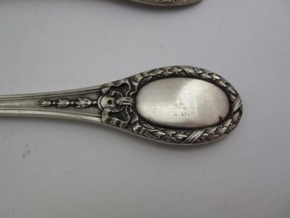 Couvert à salade en argent et argent doré....