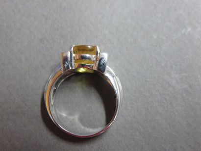 Bague jonc godronné or gris 750 millièmes...