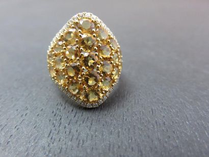 Bague or 750 millièmes sertie de 23 citrines...