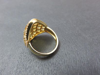 Bague or 750 millièmes sertie de 23 citrines...