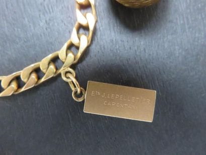 Bracelet maille gourmette massive or jaune...