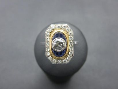 Bague or jaune et gris 750 millièmes ornée...