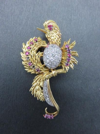 Broche or jaune 750 millièmes et platine...
