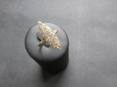 Bague or jaune et gris 750 millièmes, forme...