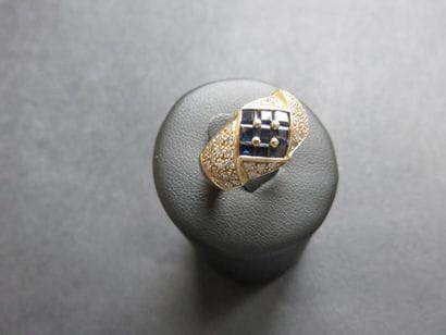 Bague or jaune 750 millièmes forme jonc,...