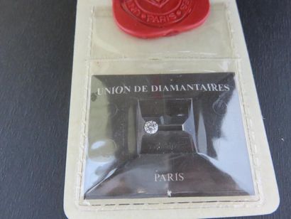 Diamant sous scellé -
Poids: 0,25 carat environ...