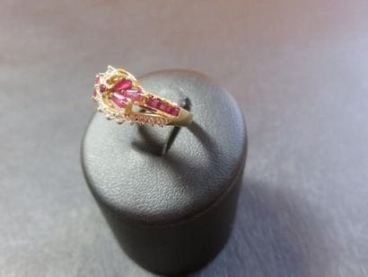 Bague or jaune 750 millièmes ornée de 11...