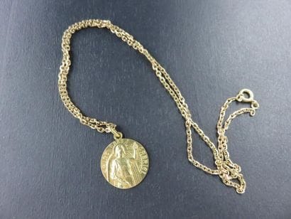 Chaîne or jaune 750 millièmes, maille forcat...