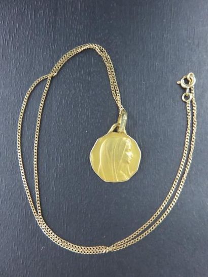 Chaîne or jaune 750 millièmes, maille gourmette,...