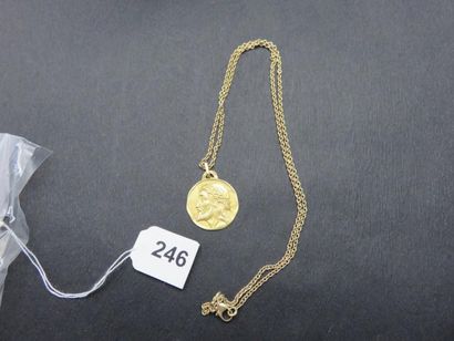 Chaîne or jaune 750 millièmes, maille forçat...
