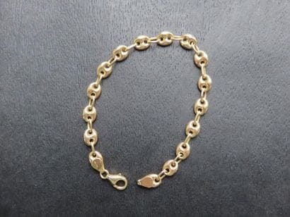 Bracelet or jaune 585 millièmes, maille grain...
