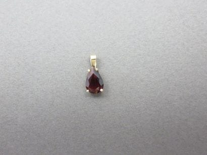 Pendentif or jaune 750 millièmes, orné d'un...