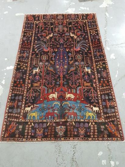 Tapis d'Iran NAHAVAND en laine points noués...