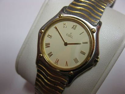 EBEL
Montre bracelet extra plate, boîtier...