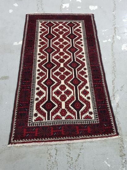 Tapis d'Iran BALOUCHE en laine points noués...