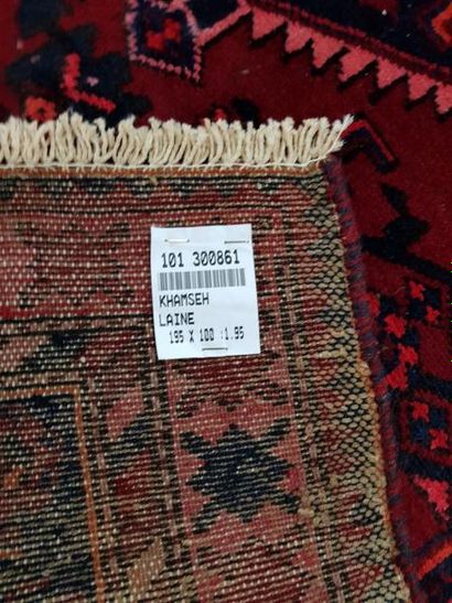 Tapis d'Iran KHAMSEH en laine points noués...