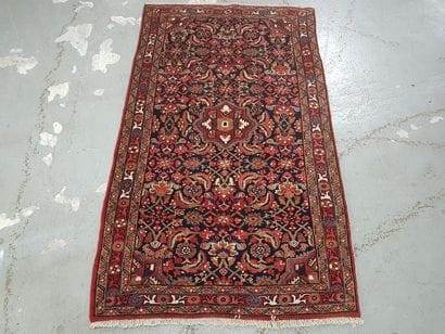 Tapis d'Iran NANAJ en laine points noués...