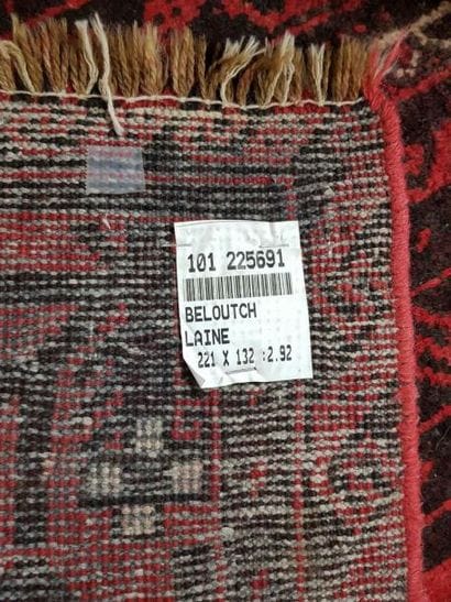 Tapis d'Iran BELOUTCH en laine points noués...