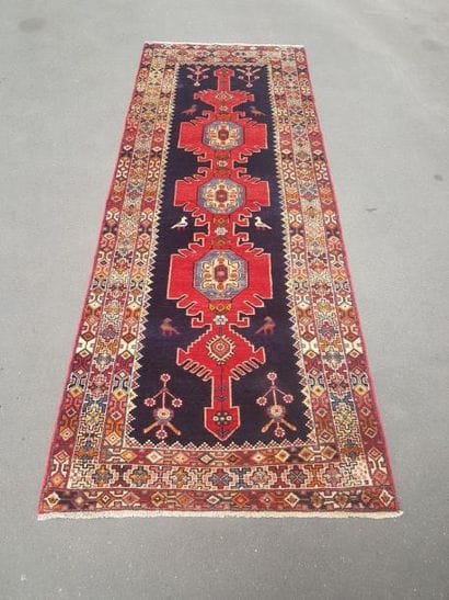 Tapis d'Iran SHAHSAVAND en laine points noués...