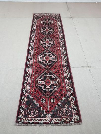 Tapis d'Iran CHIRAZ en laine points noués...