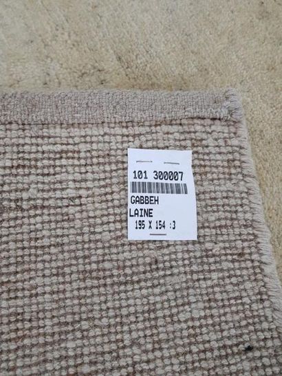 Tapis d'Iran GABBEH en laine points noués...