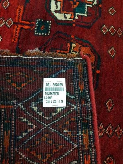 Tapis d'Iran TOURKAMAN en laine points noués...