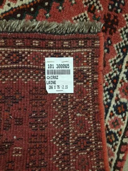 Tapis d'Iran CHIRAZ en laine points noués...