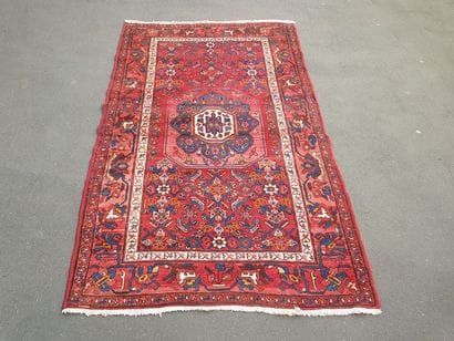 Tapis d'Iran GOLTAPEH en laine points noués...