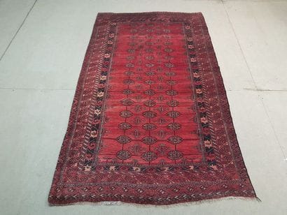 Tapis d'Iran TCHEMEGOL en laine points noués...