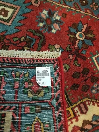 Tapis d'Iran NAHAVAND en laine points noués...