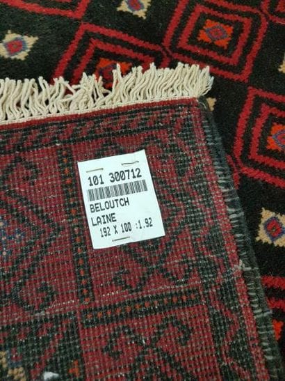 Tapis d'Iran BELOUTCH en laine points noués...
