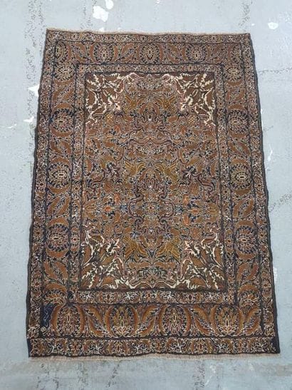 Tapis d'Iran SANGAN en laine points noués...