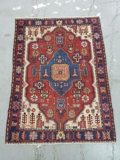 Tapis d'Iran NAHAVAND en laine points noués...