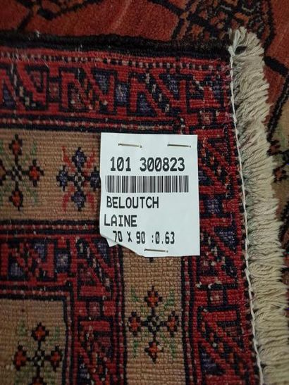 Tapis d'Iran BELOUTCH en laine points noués...