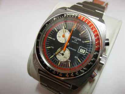 SICURA
Montre chronographe en acier, boîtier...