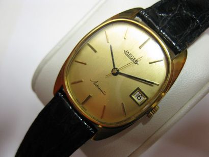 JAEGER Vers 1970
Montre bracelet de forme...