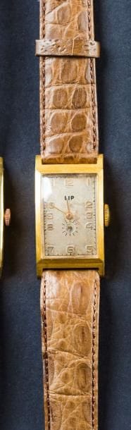 LIP T 18
Montre bracelet en plaqué or de...